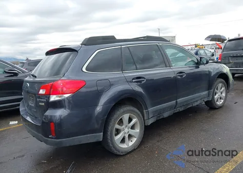 2013 Subaru Outback 2.5I Premium z USA, uszkodzony, nr VIN 4S4BRBCCXD3301455